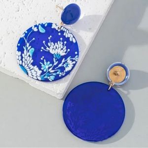 Royal Blue Floral Round Shaped Acrylic Earrings